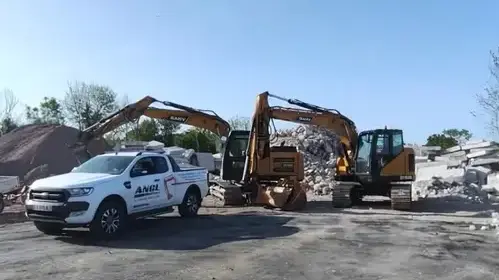 location mini-pelle Trévières-1